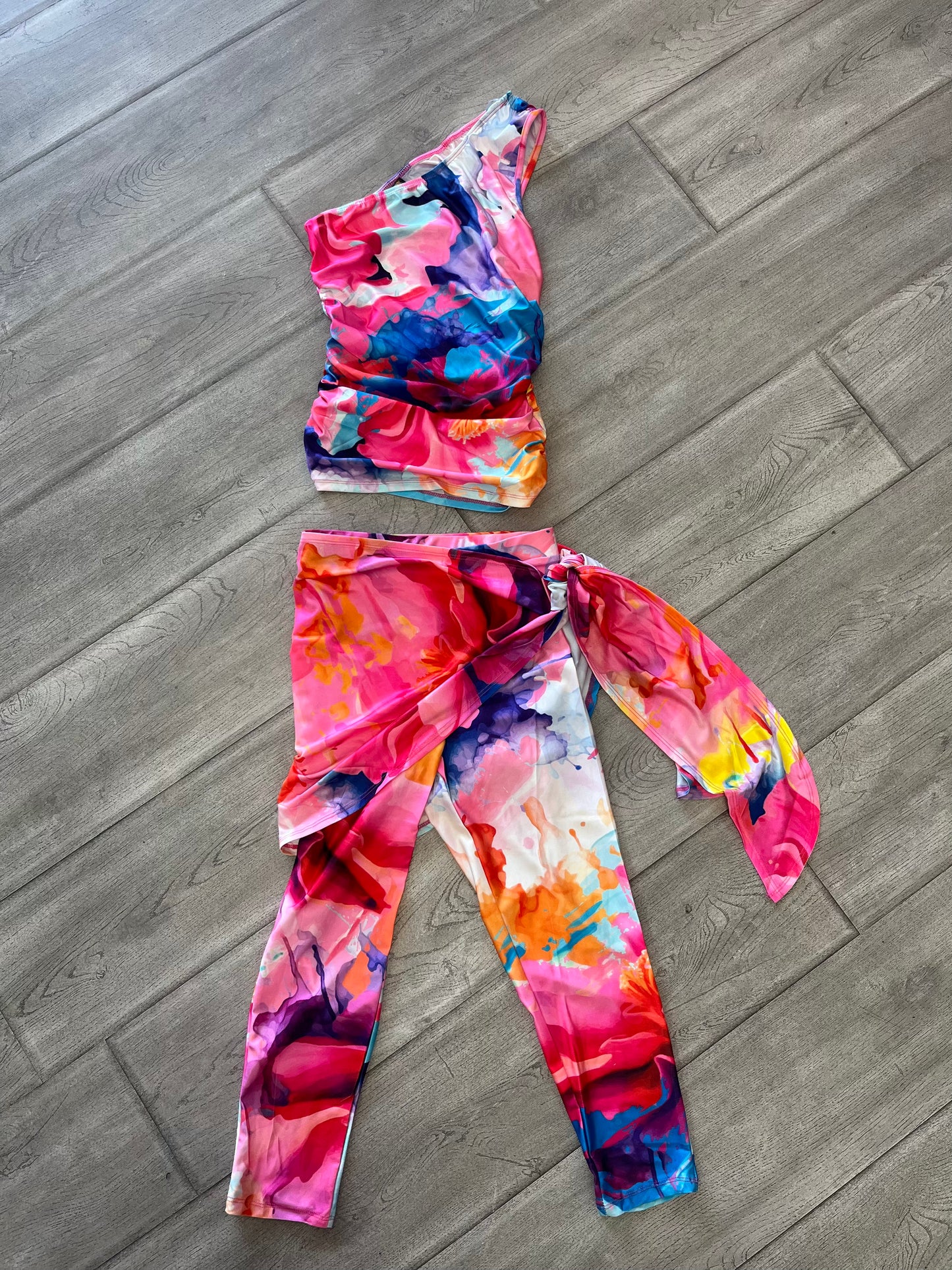 “Capri Confidence” 3‑Piece Set