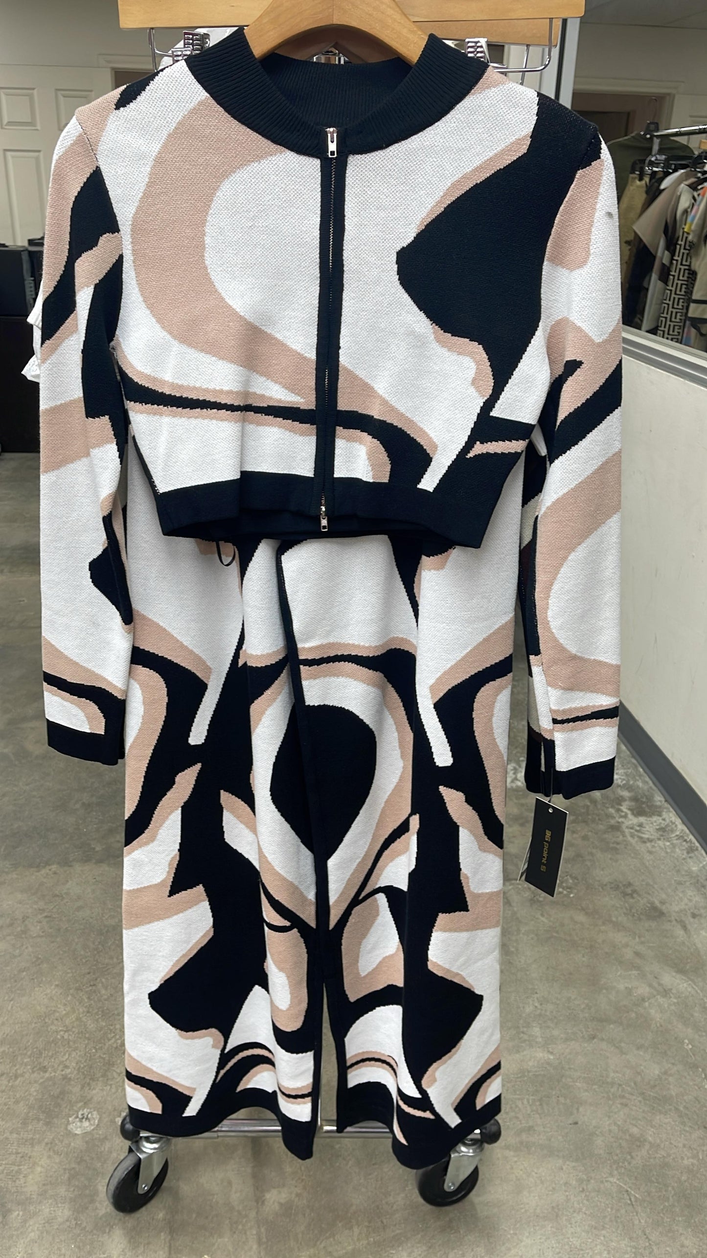 “Neutral Luxe” 3-Piece Pant Set