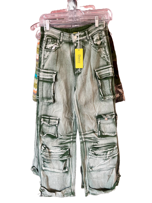 “City Pulse” Stretch Cargo Jeans