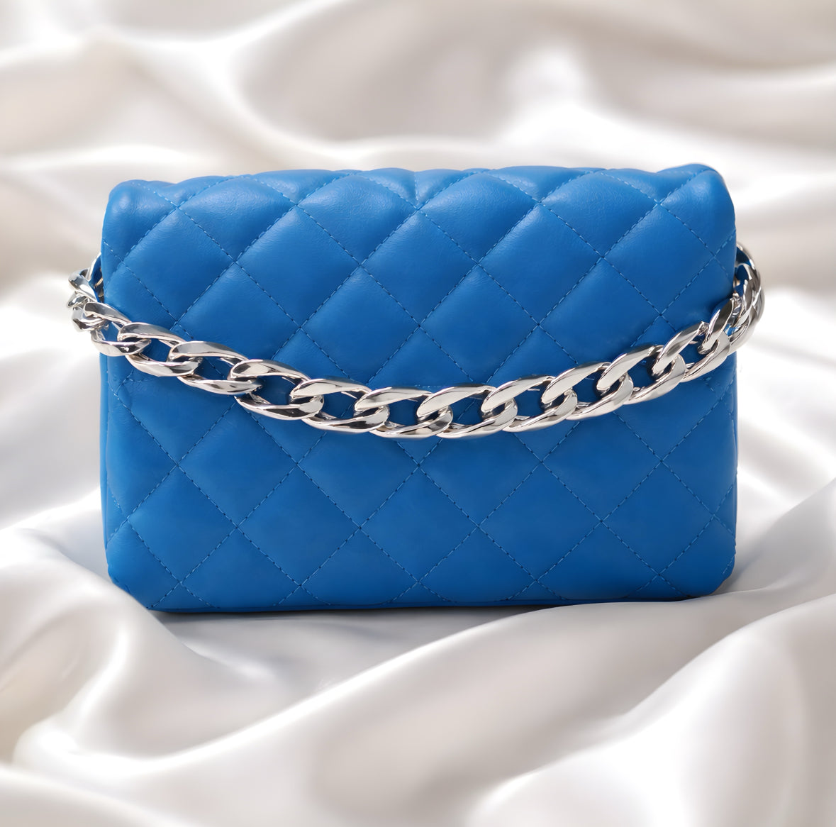 “Flyy Chain” Quilted Bag