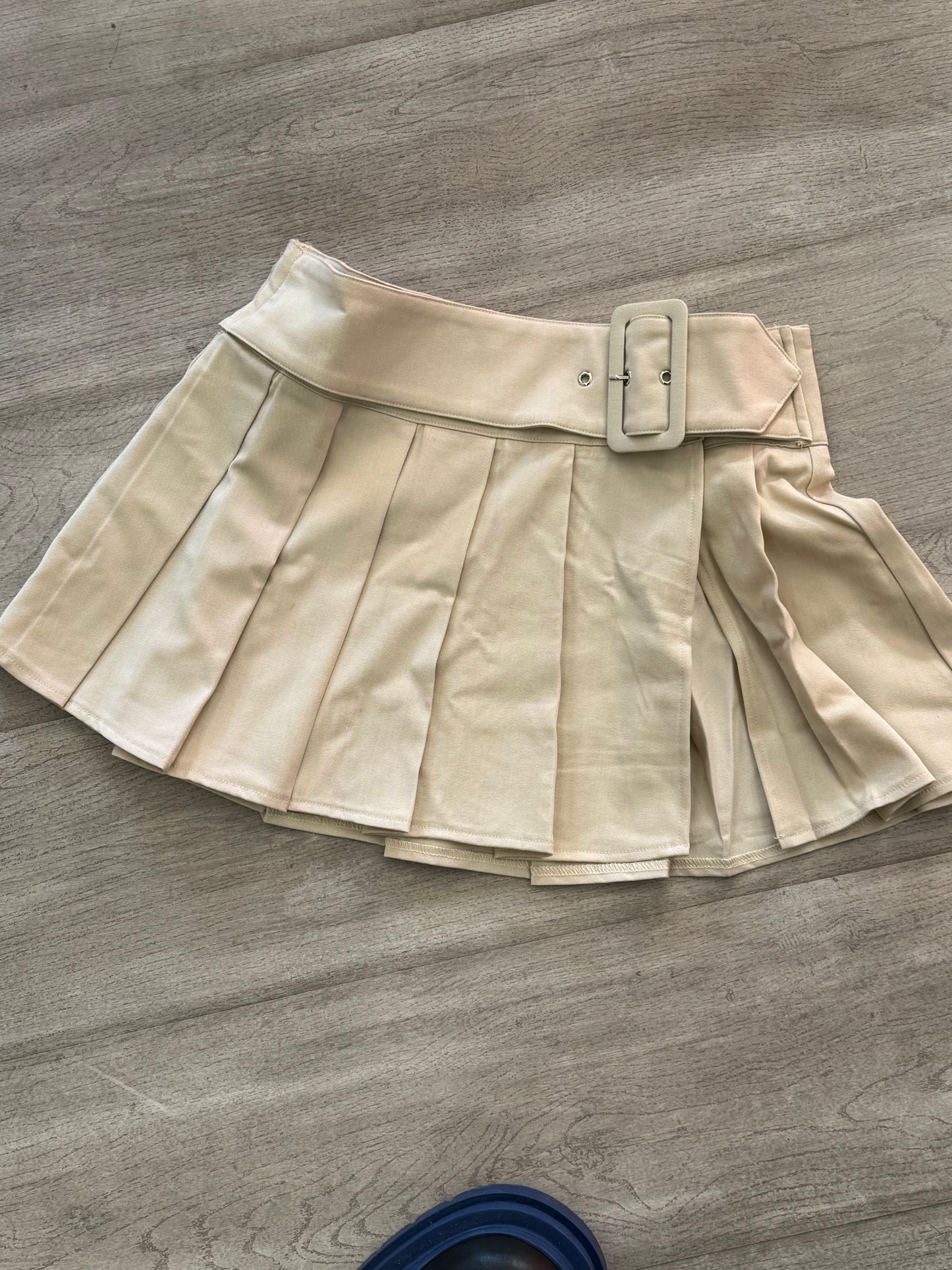 “Vanilla Vice” Pleated Mini Skirt 🤍
